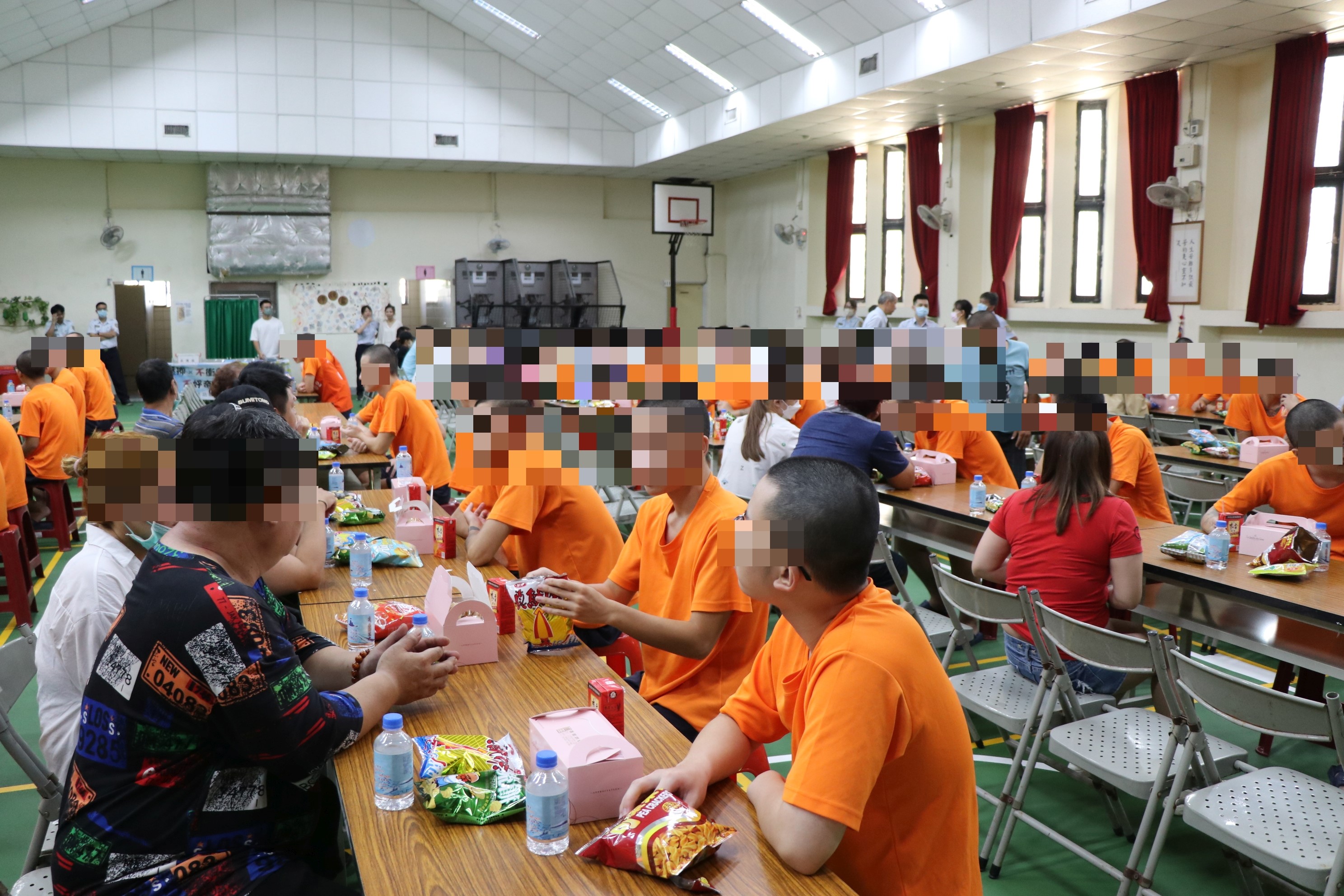 少年面對面懇親