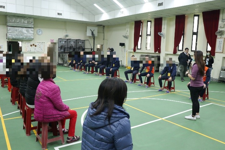 引導少年與家屬正向溝通